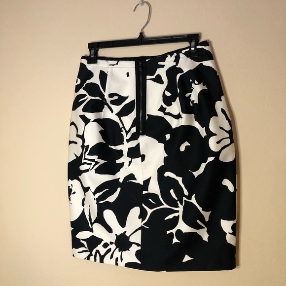 Elie Tahari for Nordstrom Black & White Pencil Skirt - Picture 15 of 16